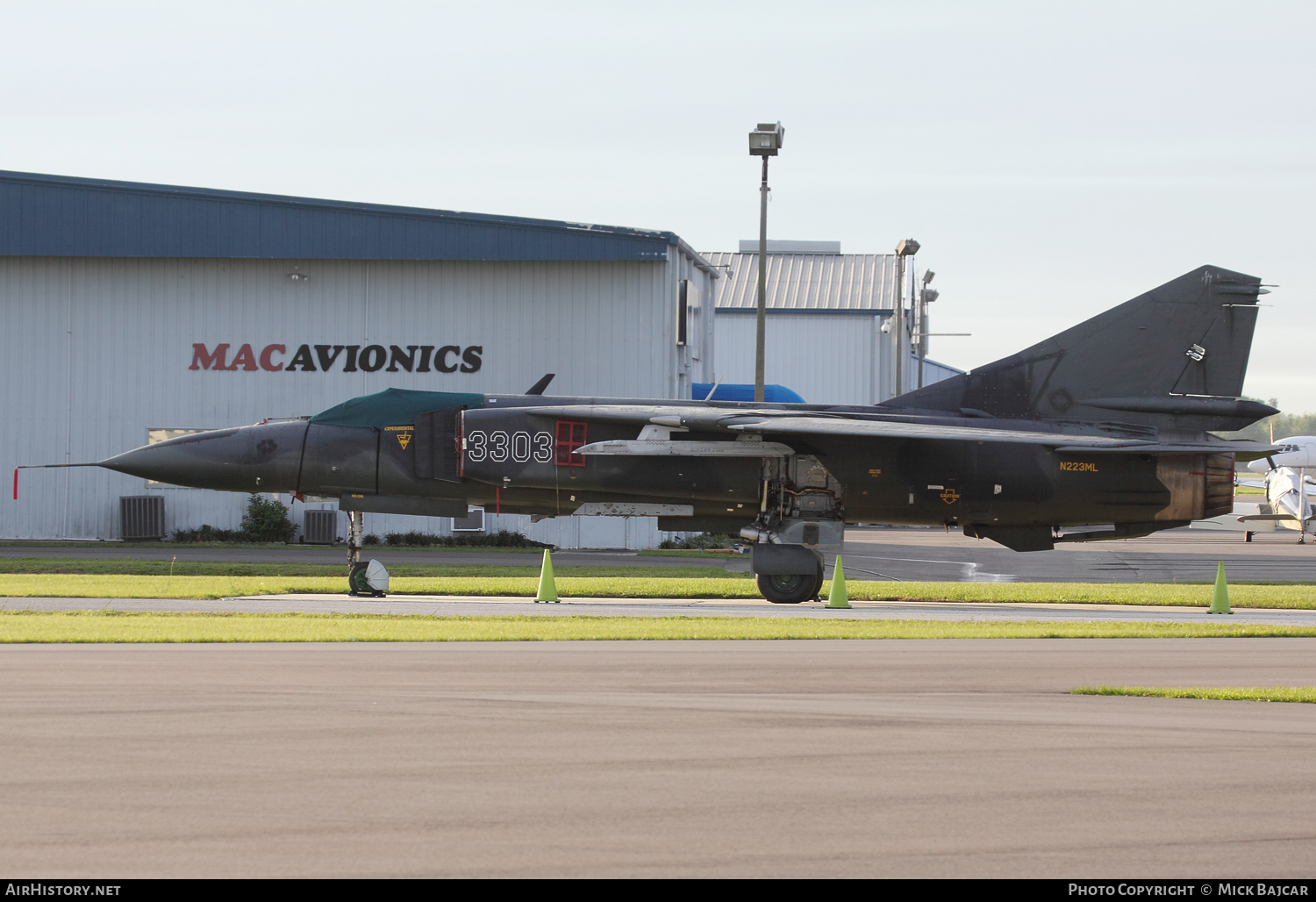 Aircraft Photo of N223ML | Mikoyan-Gurevich MiG-23ML | AirHistory.net #105306