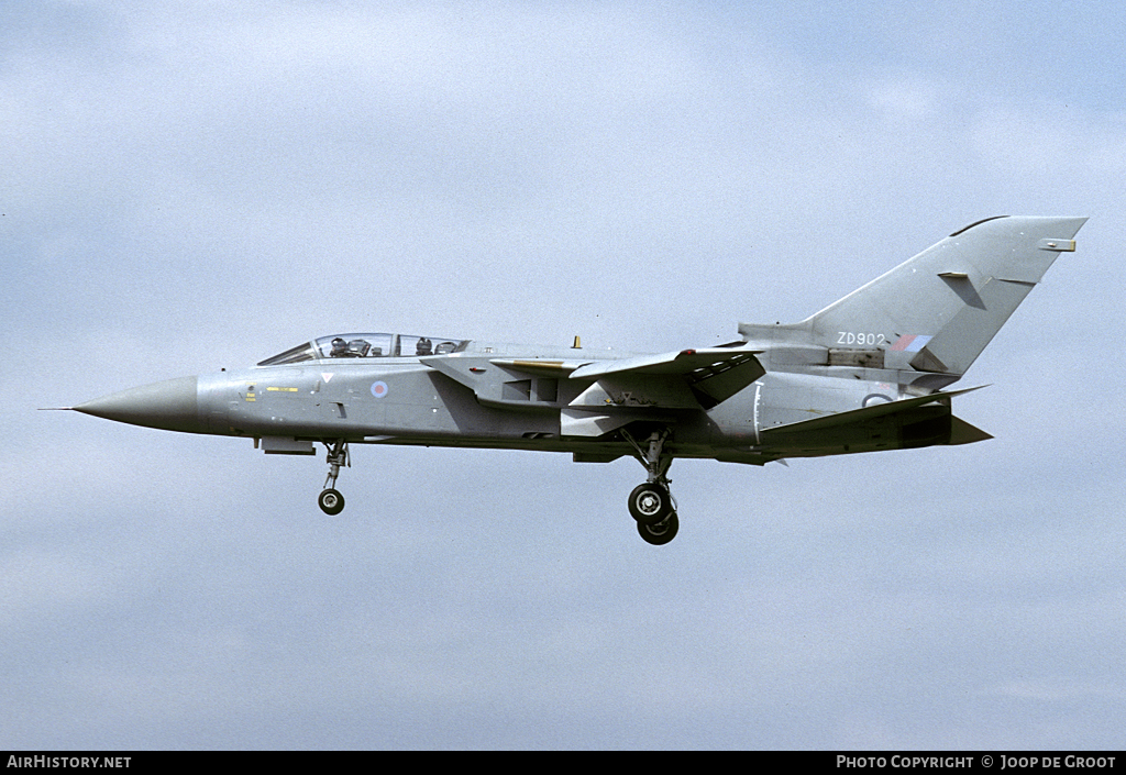 Aircraft Photo of ZD902 | Panavia Tornado F2 | UK - Air Force | AirHistory.net #105397