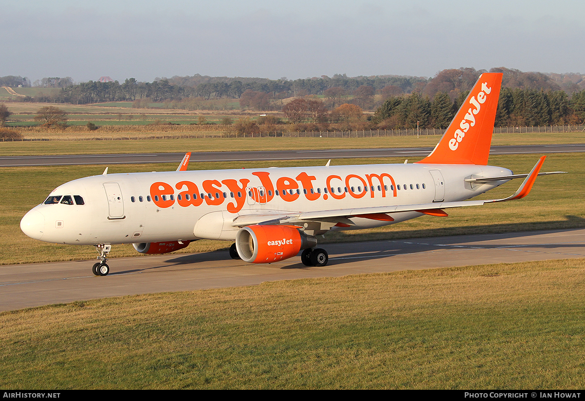 Aircraft Photo of G-EZWI | Airbus A320-214 | EasyJet | AirHistory.net #105406