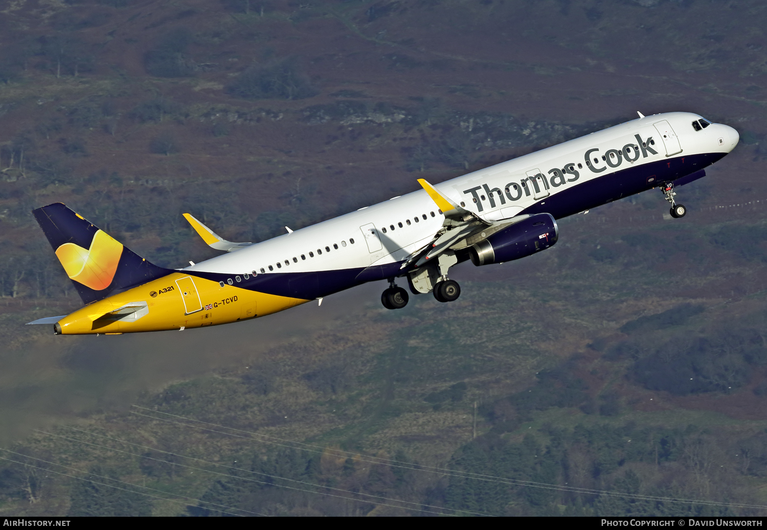 Aircraft Photo of G-TCVD | Airbus A321-231 | Thomas Cook Airlines | AirHistory.net #105464