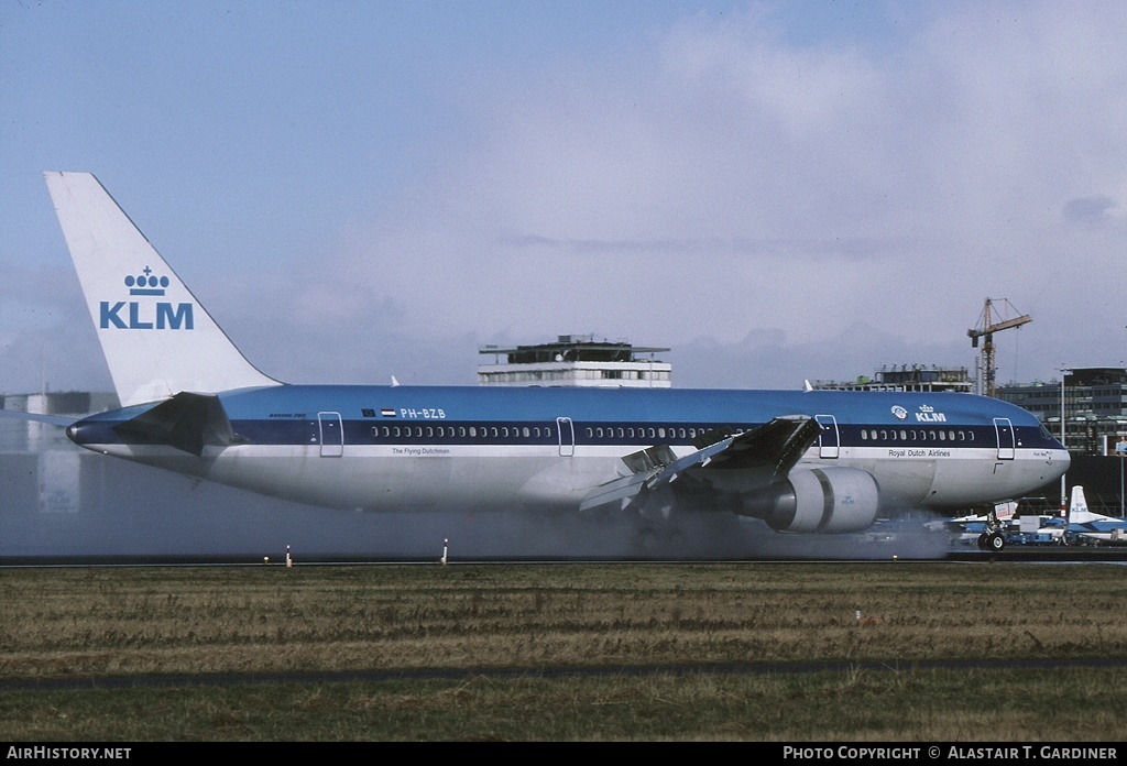 Aircraft Photo of PH-BZB | Boeing 767-306/ER | KLM - Royal Dutch Airlines | AirHistory.net #105493