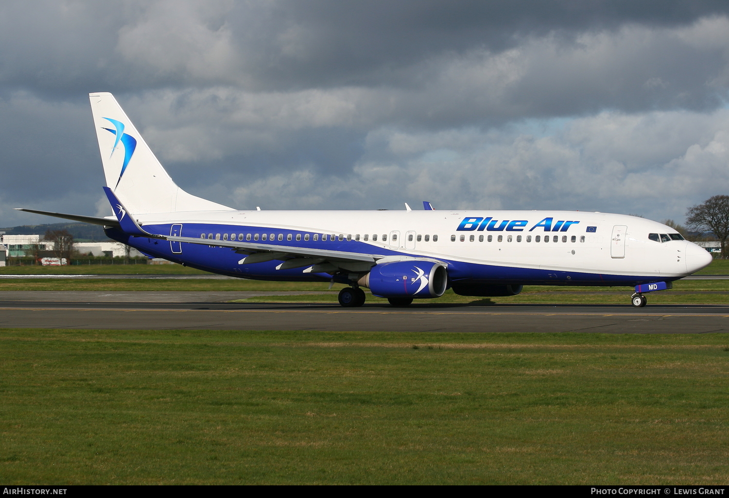 Aircraft Photo of YR-BMD | Boeing 737-85F | Blue Air | AirHistory.net #105555