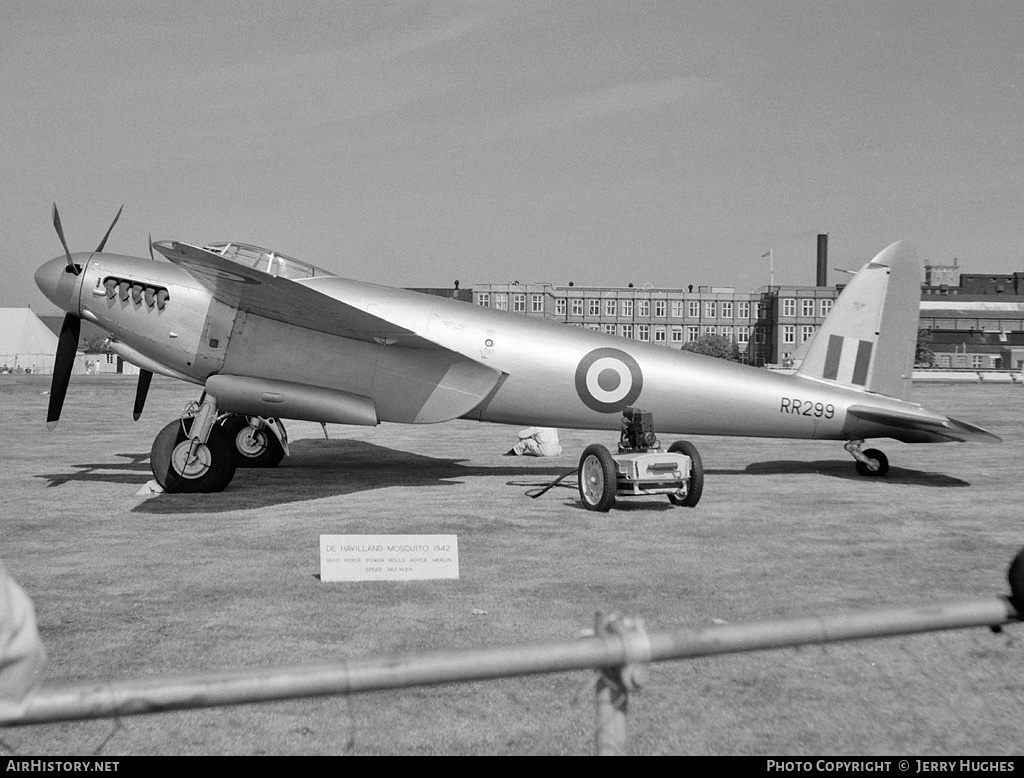 Aircraft Photo of G-ASKH / RR299 | De Havilland D.H. 98 Mosquito T3 | UK - Air Force | AirHistory.net #105560