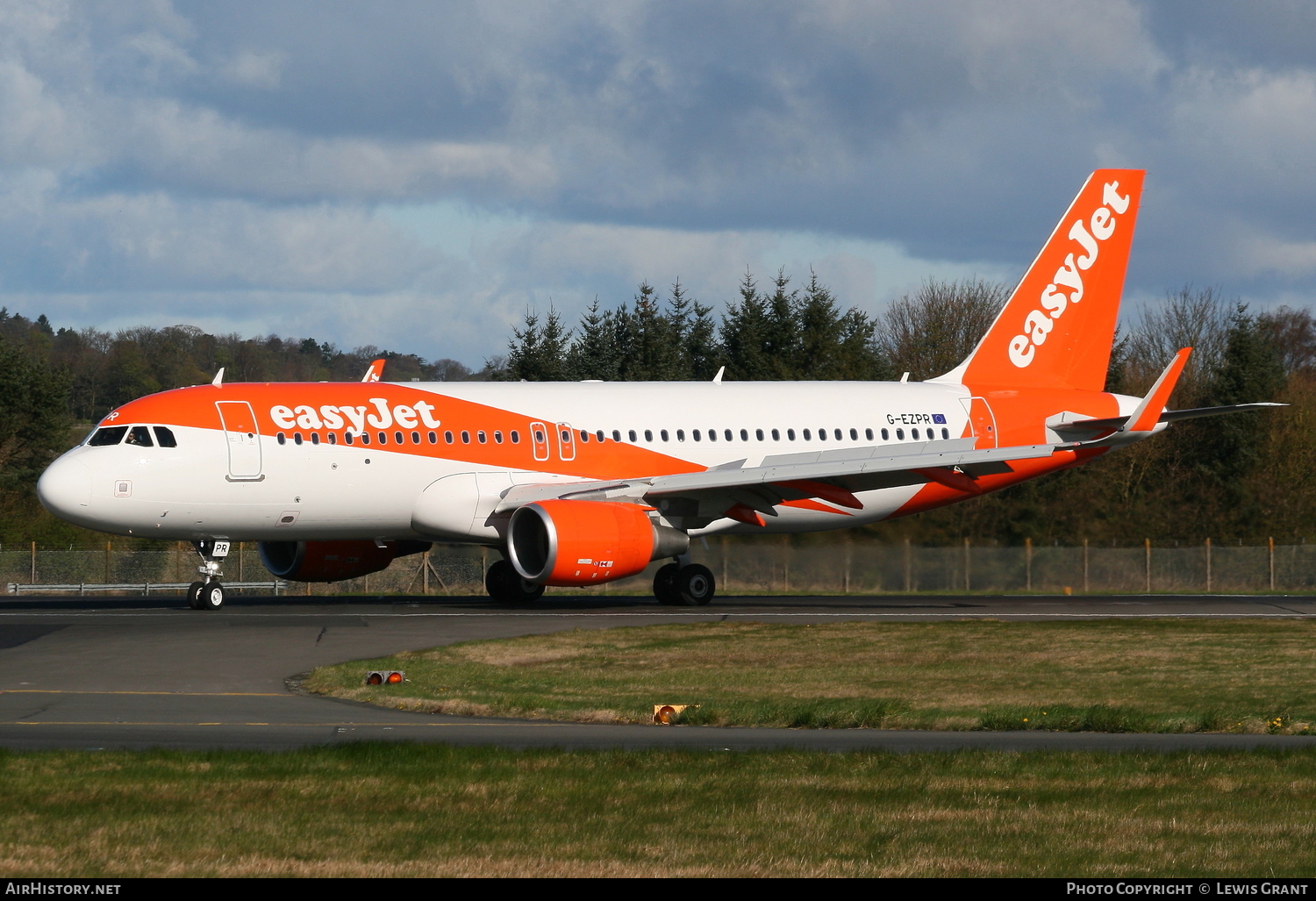 Aircraft Photo of G-EZPR | Airbus A320-214 | EasyJet | AirHistory.net #105619