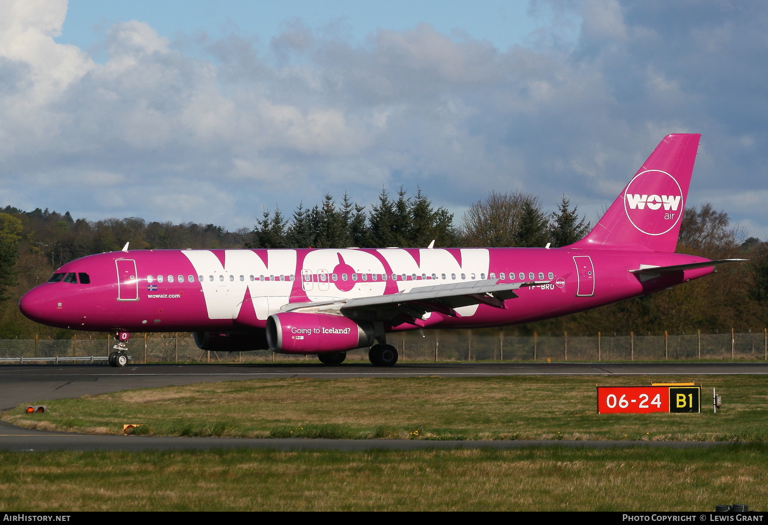 Aircraft Photo of TF-BRO | Airbus A320-232 | WOW Air | AirHistory.net #105628
