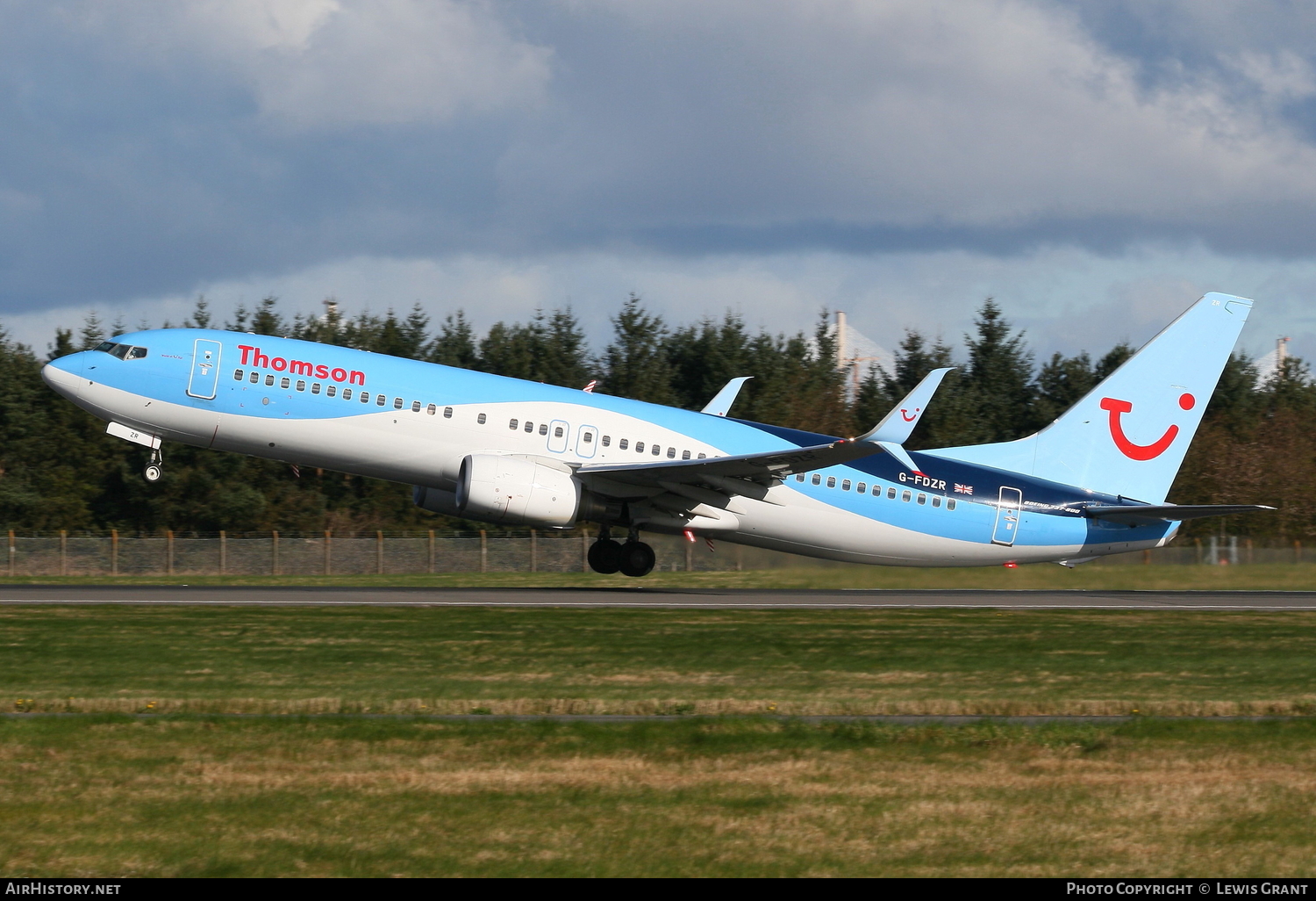 Aircraft Photo of G-FDZR | Boeing 737-8K5 | Thomson Airways | AirHistory.net #105631