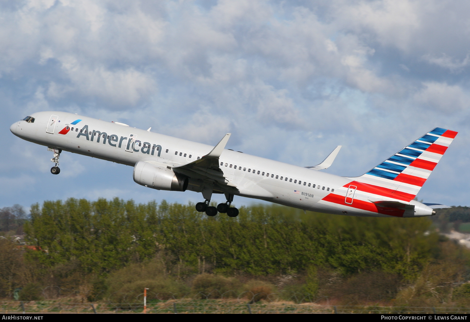 Aircraft Photo of N191AN | Boeing 757-223 | American Airlines | AirHistory.net #105633