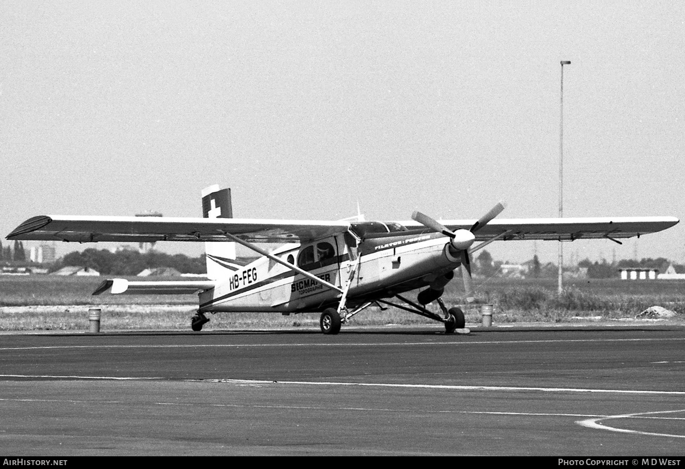 Aircraft Photo of HB-FEG | Pilatus PC-6/C1-H2 Turbo Porter | Secmafer Topografie | AirHistory.net #105675