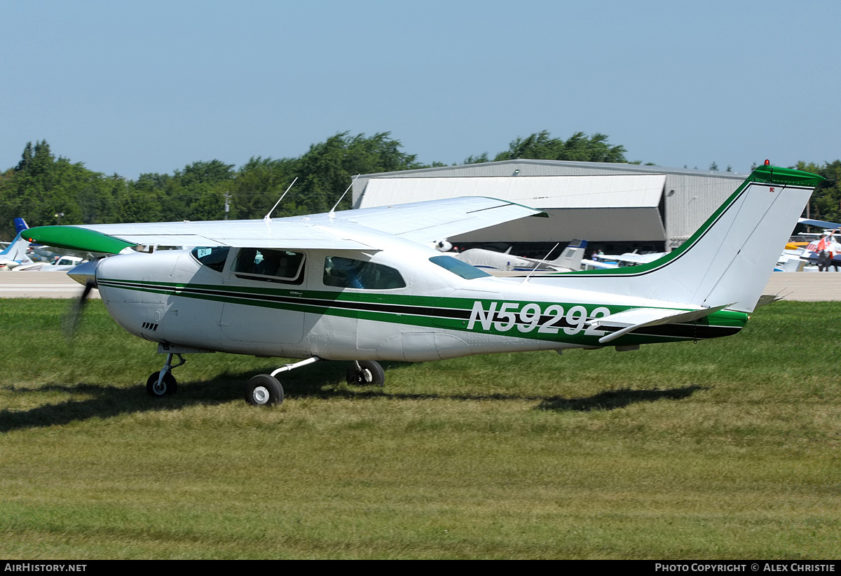 Aircraft Photo of N59292 | Cessna 210L Centurion | AirHistory.net #105710