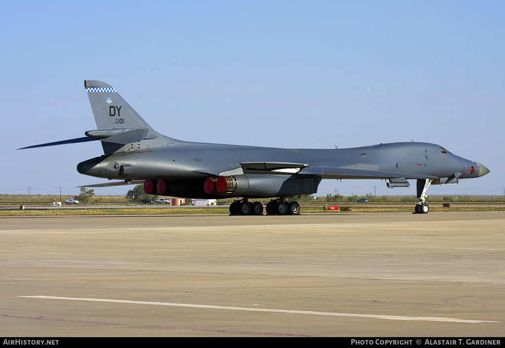 Aircraft Photo of 86-0101 / AF86-101 | Rockwell B-1B Lancer | USA - Air Force | AirHistory.net #105744