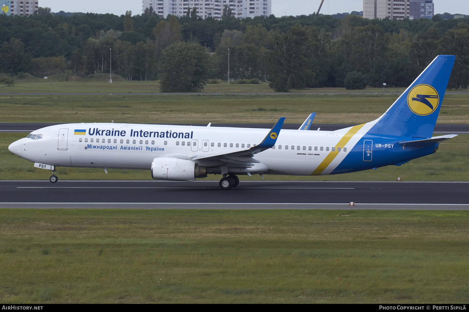 Aircraft Photo of UR-PSY | Boeing 737-8EH | Ukraine International Airlines | AirHistory.net #105806