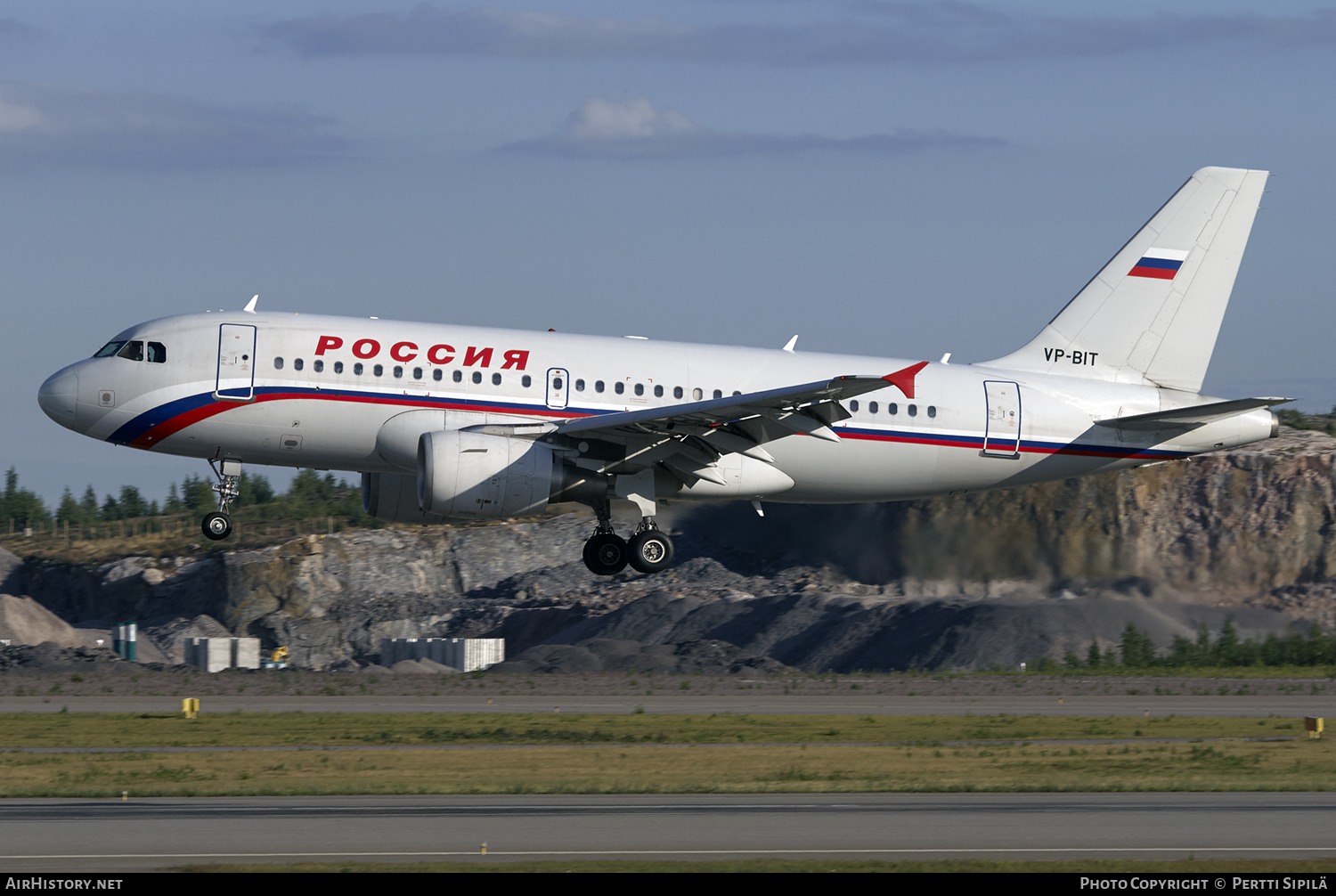 Aircraft Photo of VP-BIT | Airbus A319-111 | Rossiya - Russian Airlines | AirHistory.net #105864