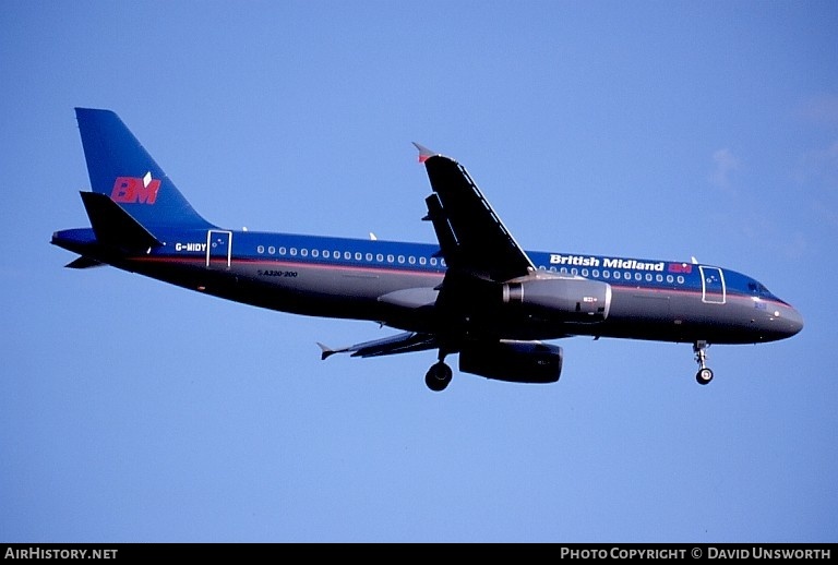 Aircraft Photo of G-MIDY | Airbus A320-232 | British Midland Airways - BMA | AirHistory.net #105867