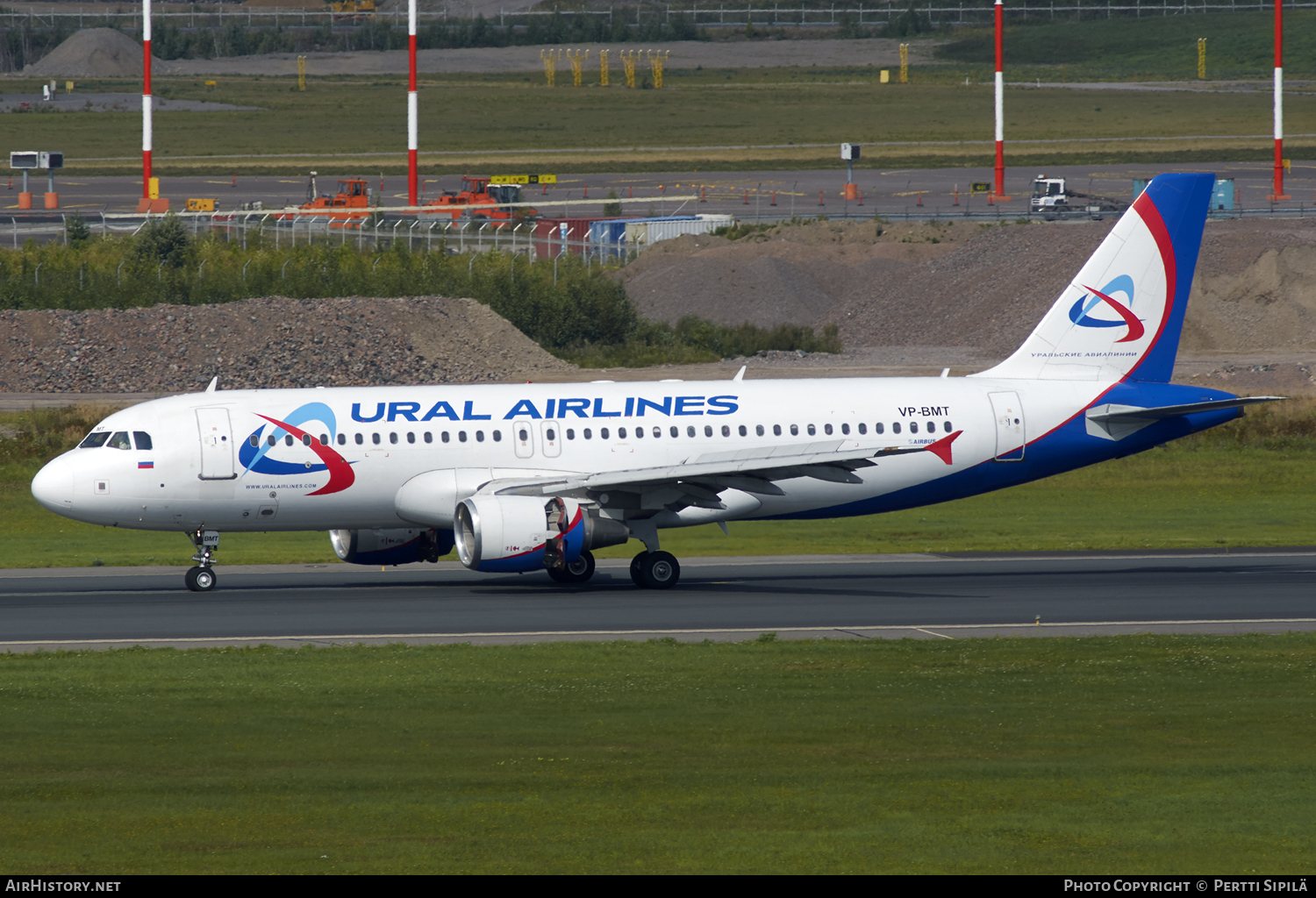 Aircraft Photo of VP-BMT | Airbus A320-214 | Ural Airlines | AirHistory.net #105868