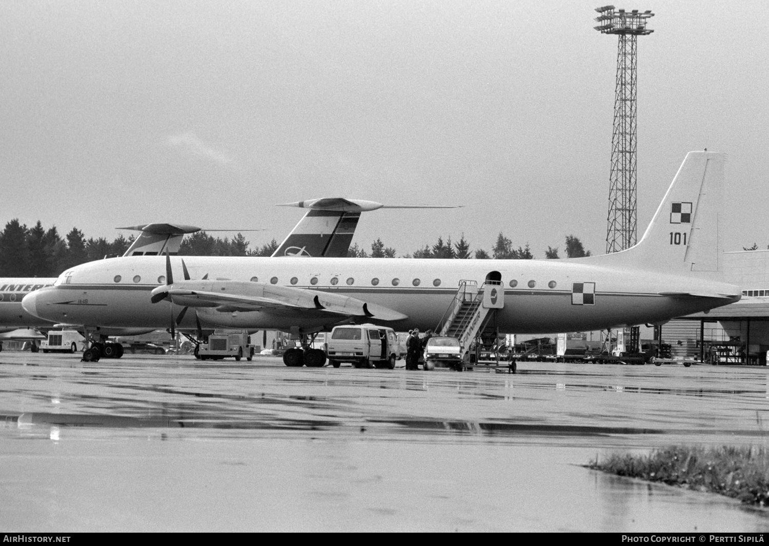 Aircraft Photo of 101 | Ilyushin Il-18E | Republic of Poland - Rzeczpospolita Polska | AirHistory.net #106055