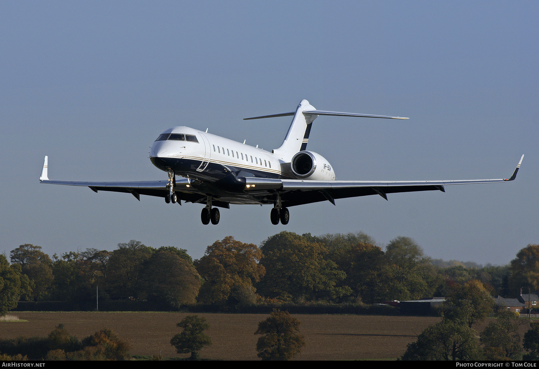 Aircraft Photo of VP-BOW | Bombardier Global Express (BD-700-1A10) | AirHistory.net #106233