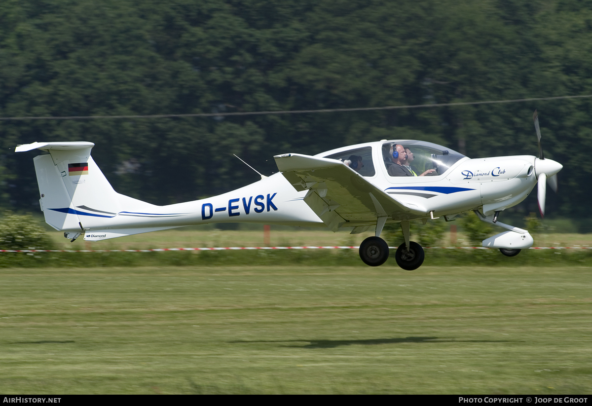 Aircraft Photo of D-EVSK | Diamond DA40-180 Diamond Star | LSG Kamp-Lintfort | AirHistory.net #106235
