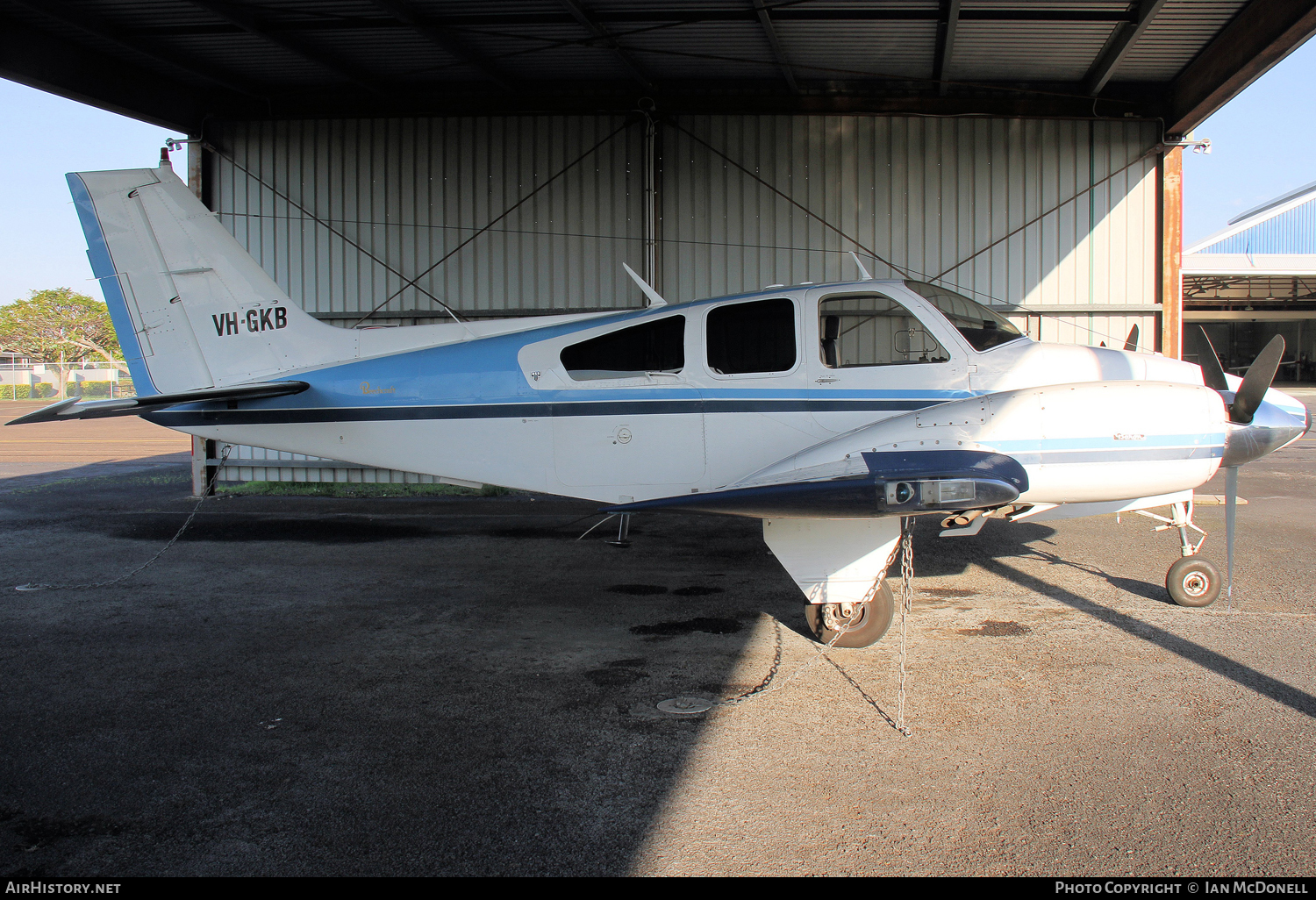 Aircraft Photo of VH-GKB | Beech B55 Baron (95-B55) | AirHistory.net #106287