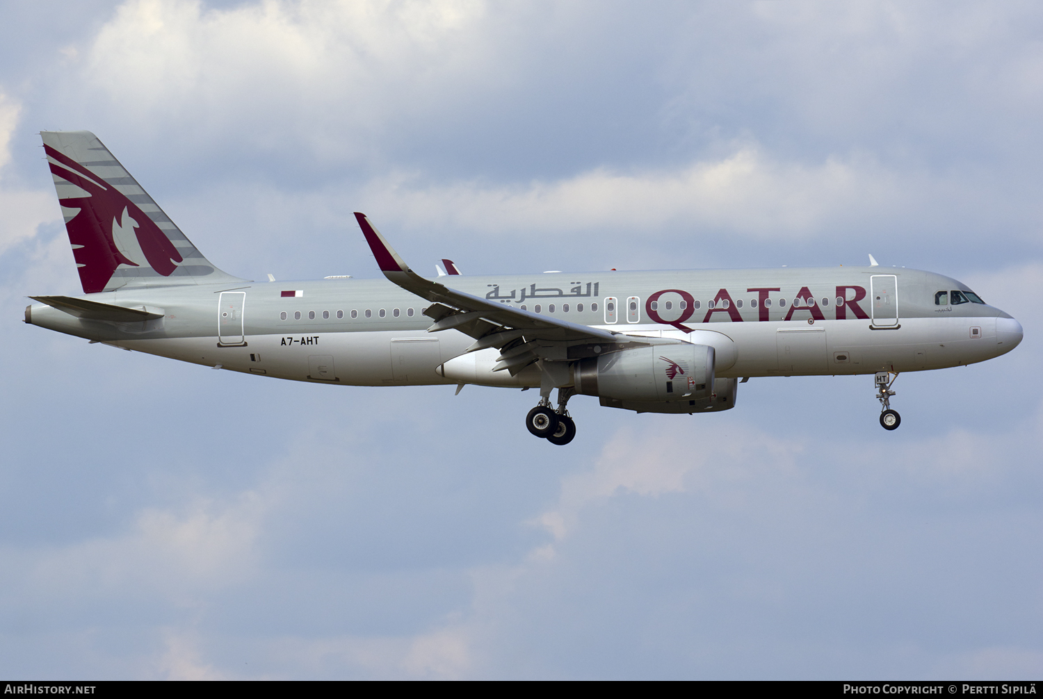 Aircraft Photo of A7-AHT | Airbus A320-232 | Qatar Airways | AirHistory.net #106362