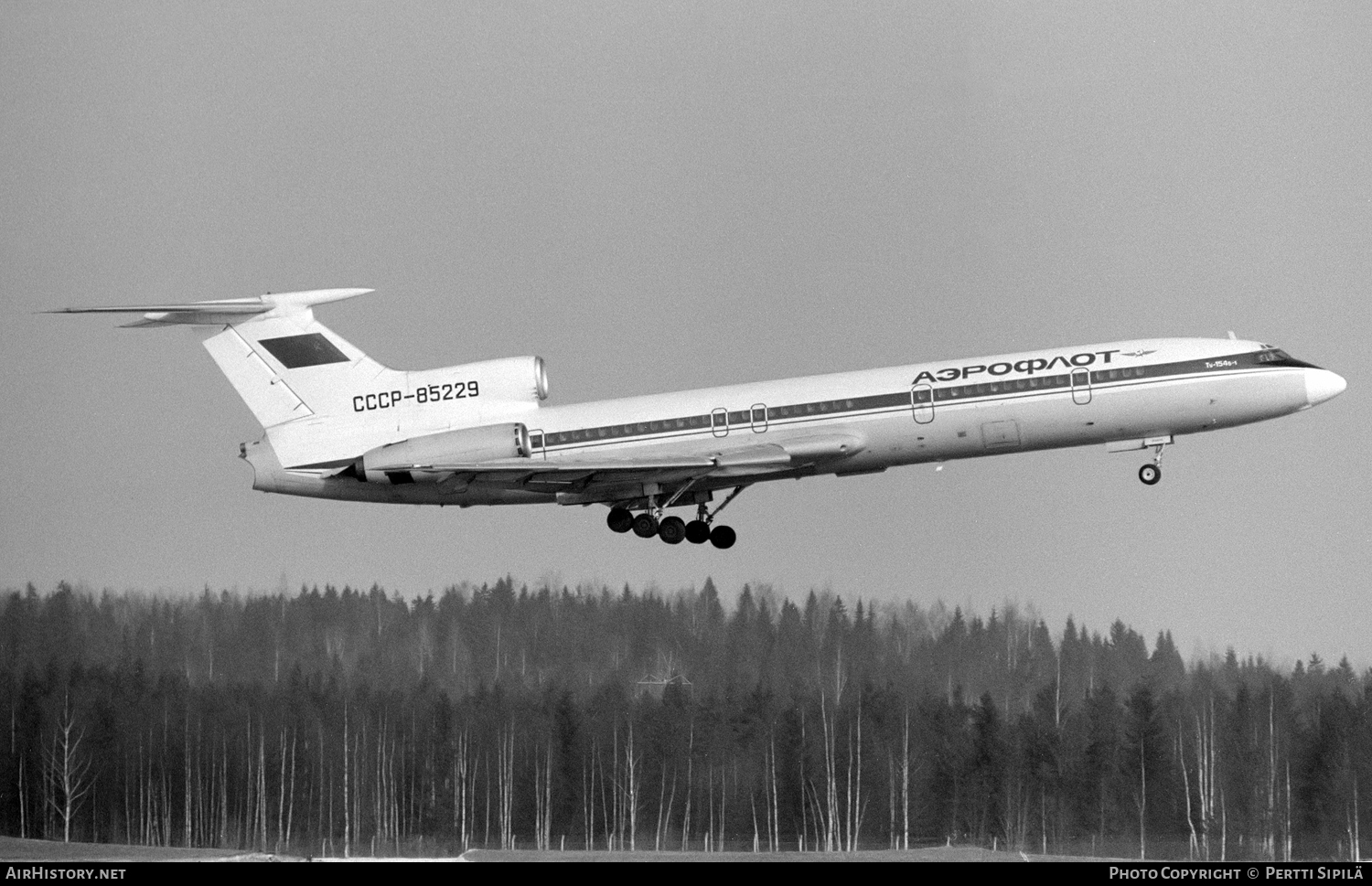 Aircraft Photo of CCCP-85229 | Tupolev Tu-154B-1 | Aeroflot | AirHistory.net #106371
