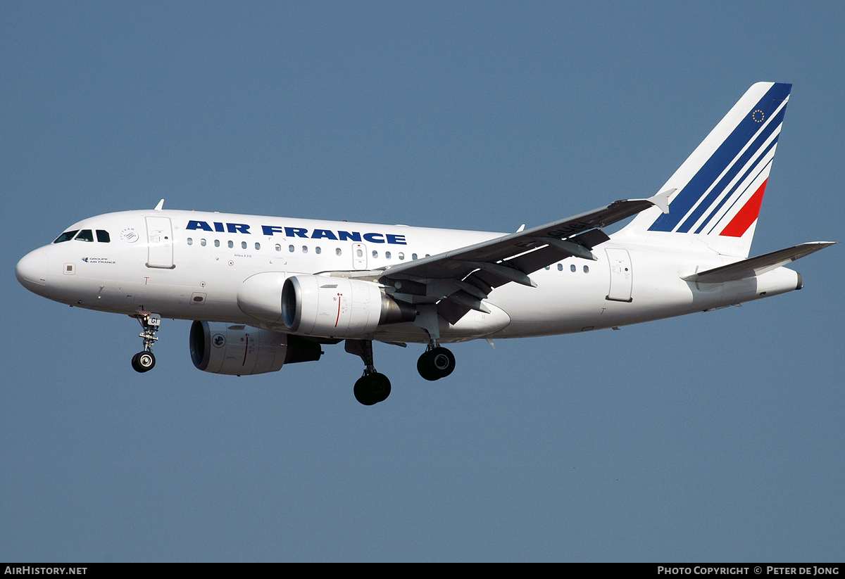 Aircraft Photo of F-GUGI | Airbus A318-111 | Air France | AirHistory.net #106403