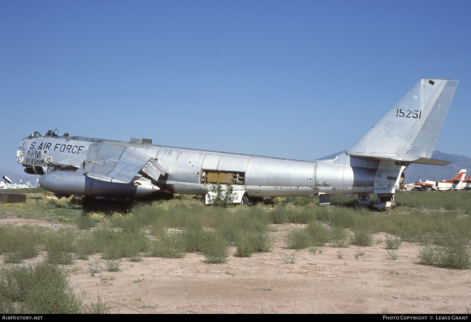 Aircraft Photo of 51-5251 / 15251 | Boeing B-47E Stratojet | USA - Air Force | AirHistory.net #106424