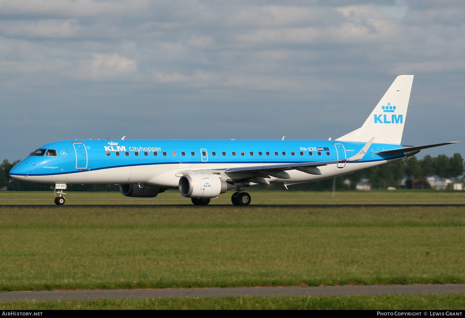 Aircraft Photo of PH-EXE | Embraer 190STD (ERJ-190-100STD) | KLM Cityhopper | AirHistory.net #106453