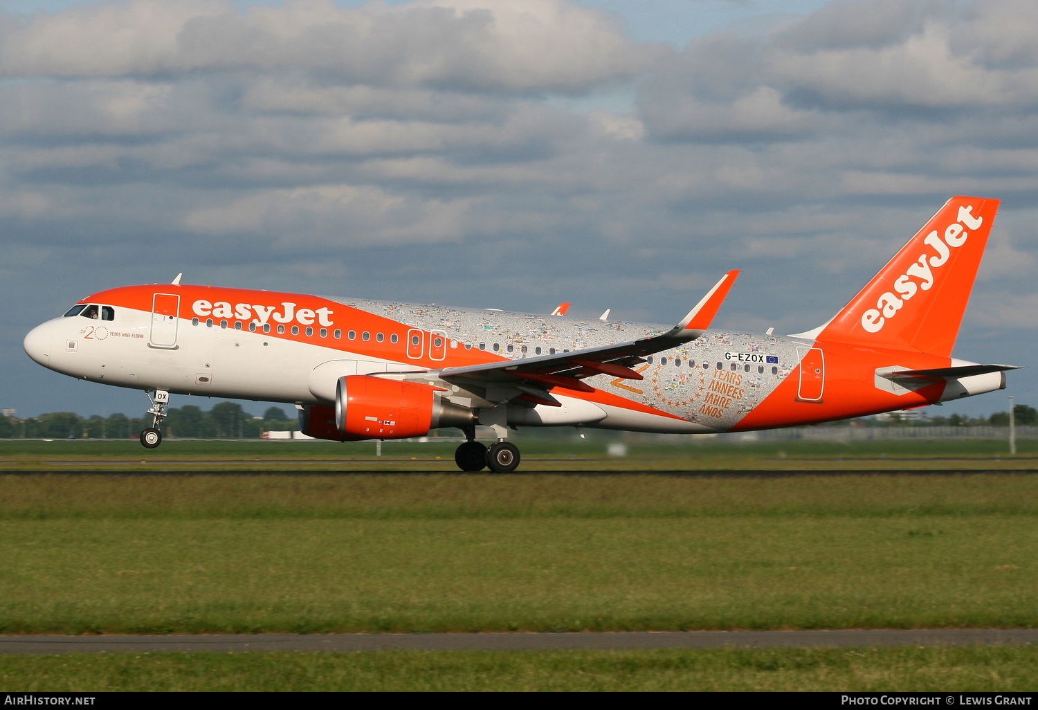 Aircraft Photo of G-EZOX | Airbus A320-214 | EasyJet | AirHistory.net #106588