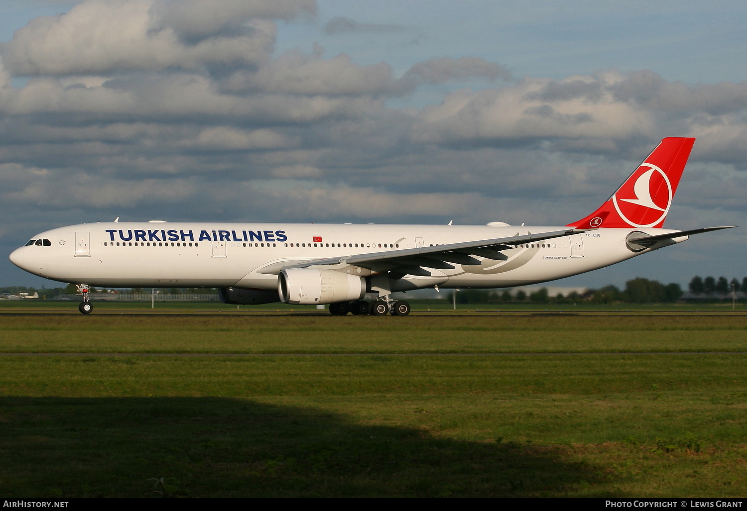 Aircraft Photo of TC-LOG | Airbus A330-343E | Turkish Airlines | AirHistory.net #106594