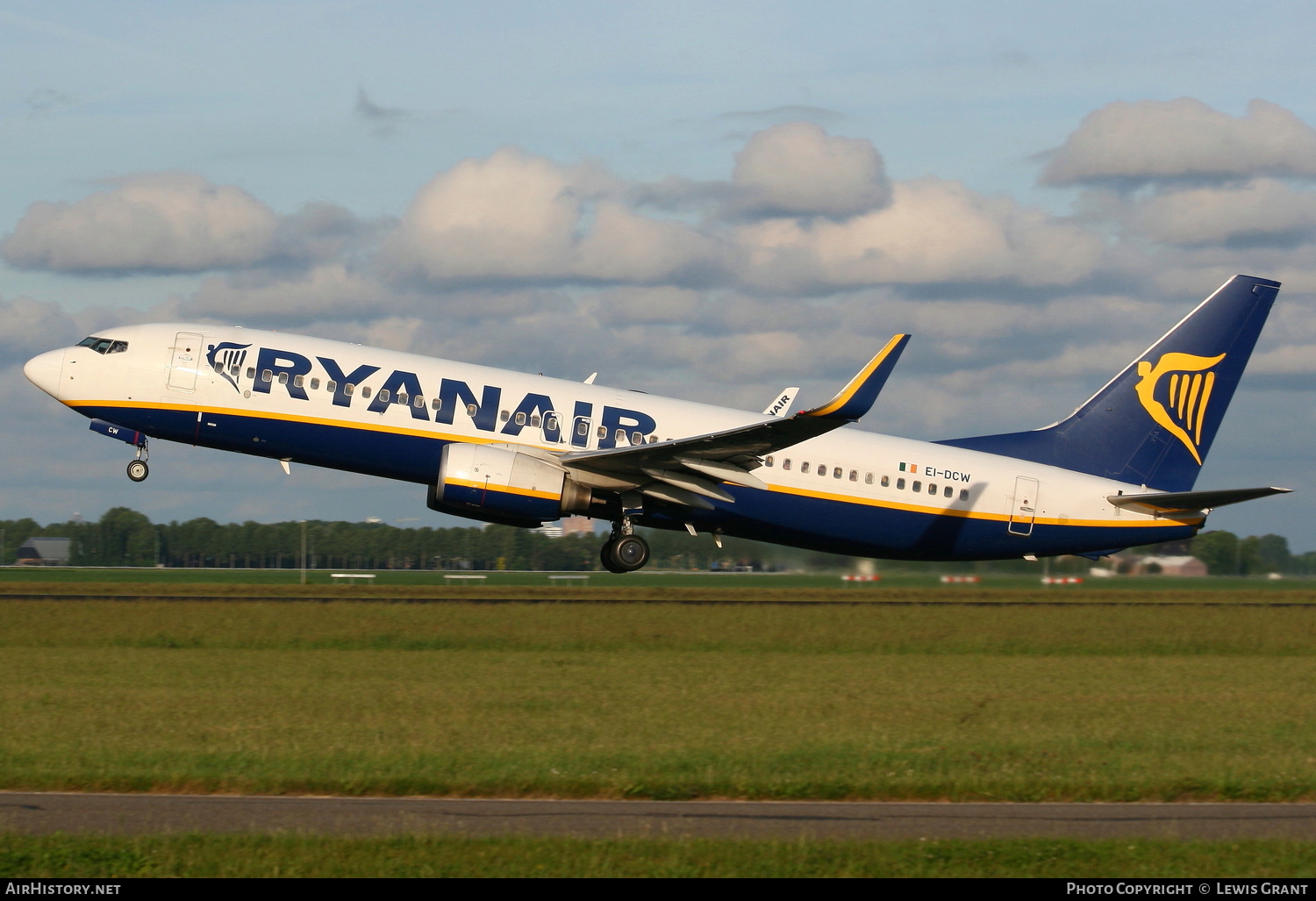 Aircraft Photo of EI-DCW | Boeing 737-8AS | Ryanair | AirHistory.net #106628