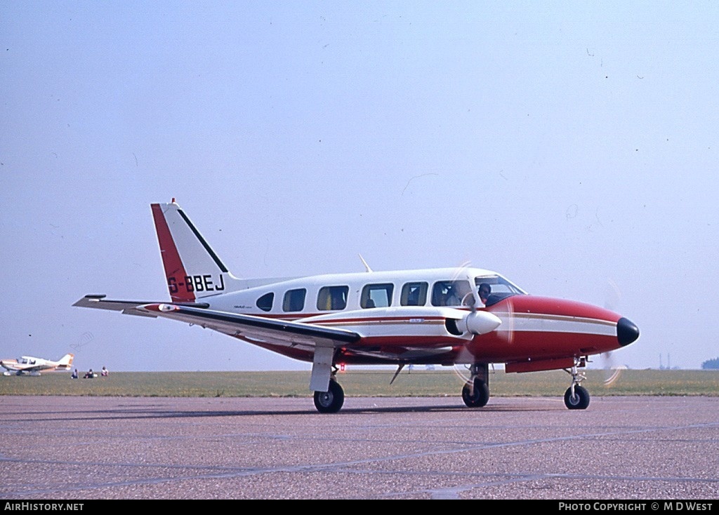Aircraft Photo of G-BBEJ | Piper PA-31-350 Navajo Chieftain | AirHistory.net #106647
