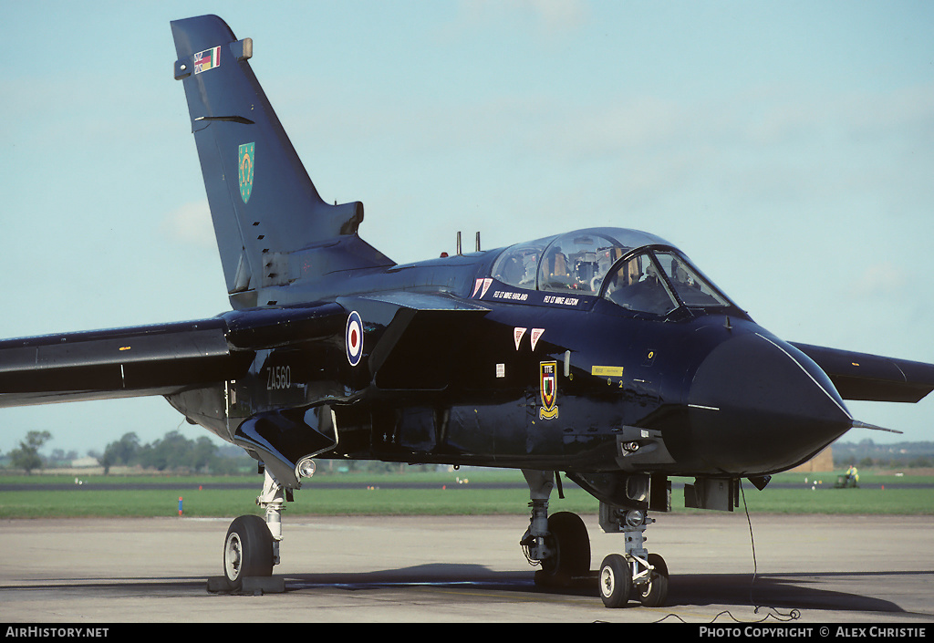 Aircraft Photo of ZA560 | Panavia Tornado GR1 | UK - Air Force | AirHistory.net #106688