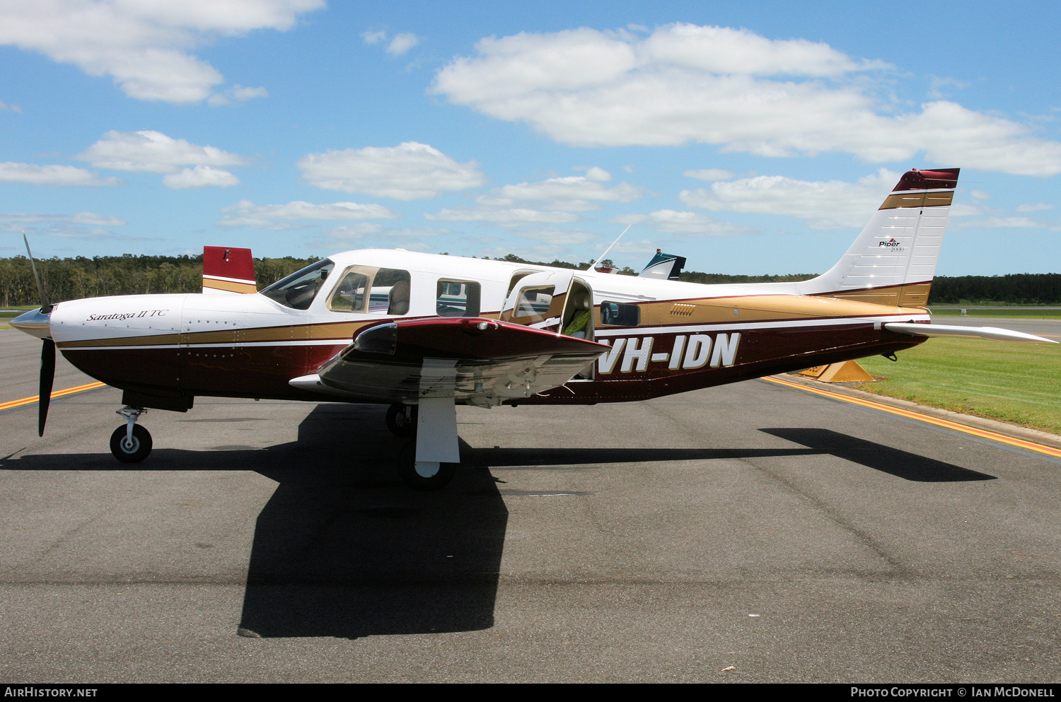 Aircraft Photo of VH-IDN | Piper PA-32R-301T Saratoga II TC | AirHistory.net #106777