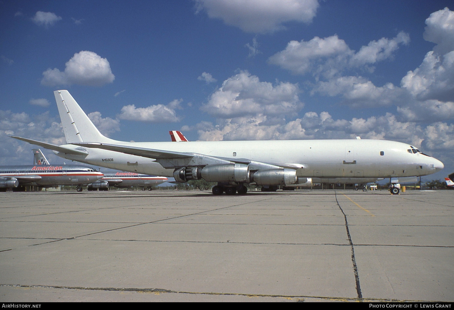 Aircraft Photo of N45908 | Douglas DC-8-33(F) | AirHistory.net #106785