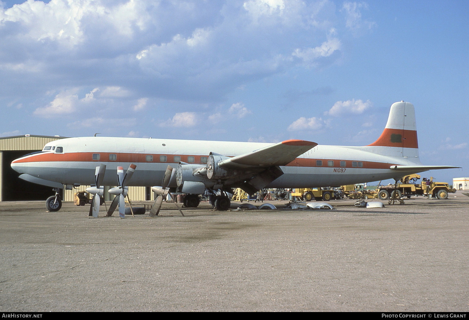 Aircraft Photo of N1097 | Douglas DC-7B | AirHistory.net #106800