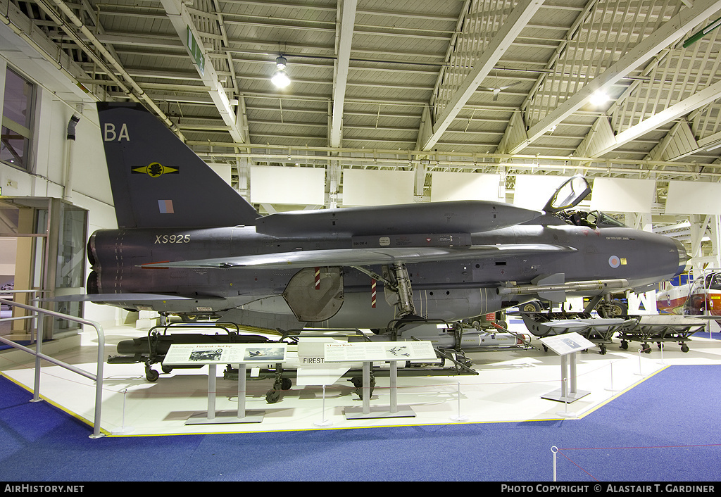 Aircraft Photo of XS925 | English Electric Lightning F6 | UK - Air Force | AirHistory.net #106829