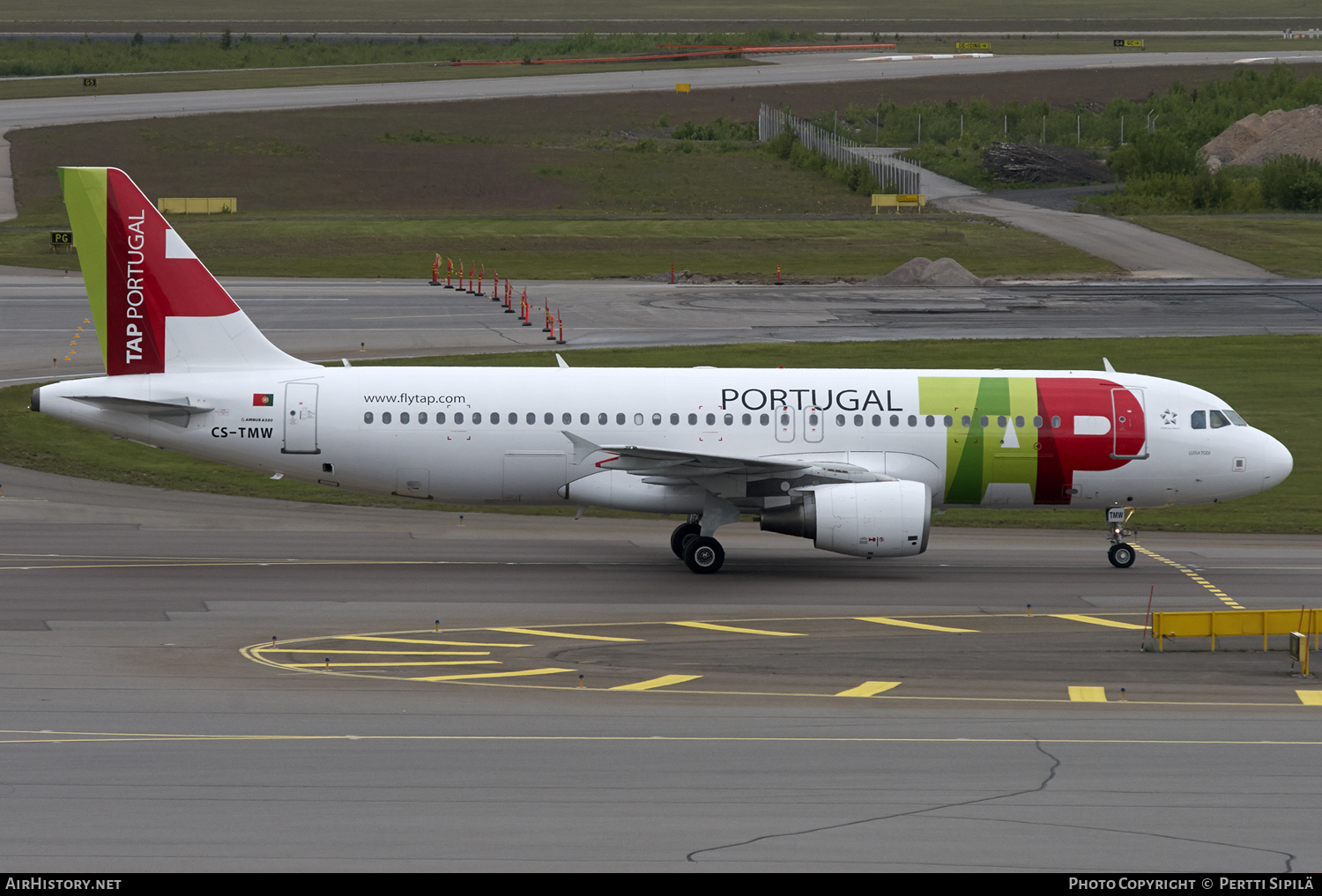 Aircraft Photo of CS-TMW | Airbus A320-214 | TAP Portugal | AirHistory.net #106992
