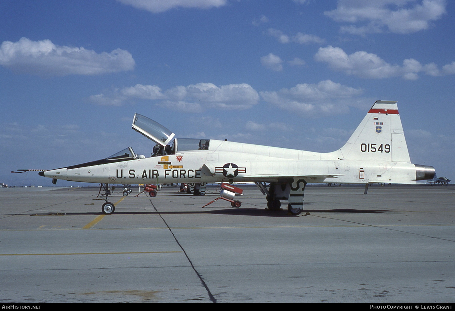 Aircraft Photo of 70-1549 / 01549 | Northrop T-38A Talon | USA - Air Force | AirHistory.net #107105