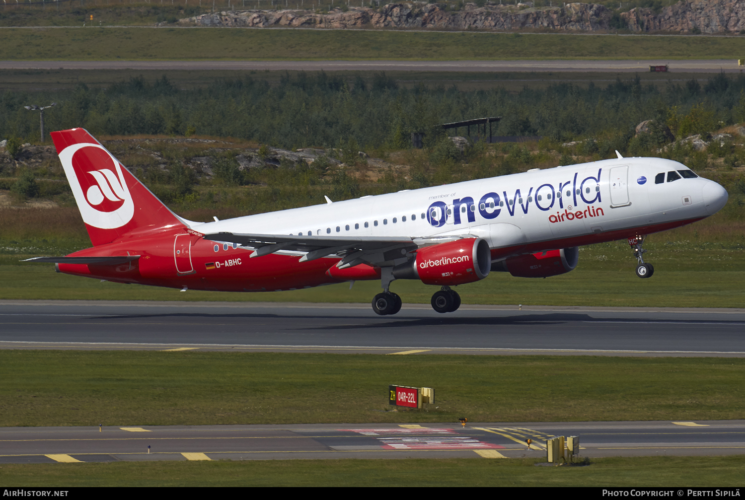 Aircraft Photo of D-ABHC | Airbus A320-214 | Air Berlin | AirHistory.net #107232