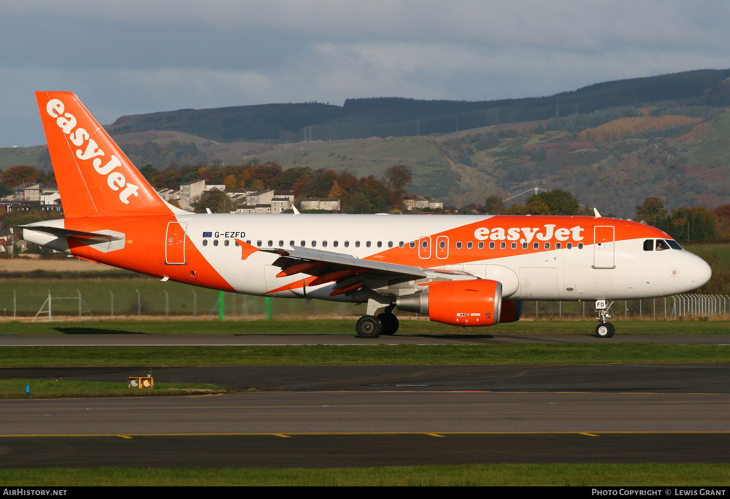 Aircraft Photo of G-EZFD | Airbus A319-111 | EasyJet | AirHistory.net #107439