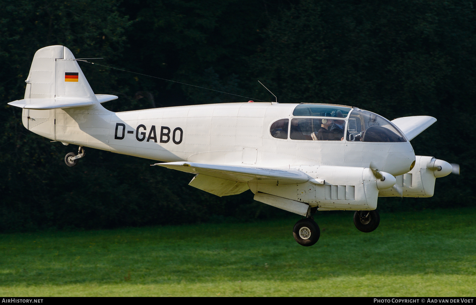 Aircraft Photo of D-GABO | Let Ae-145 Super Aero 145 | AirHistory.net #107500