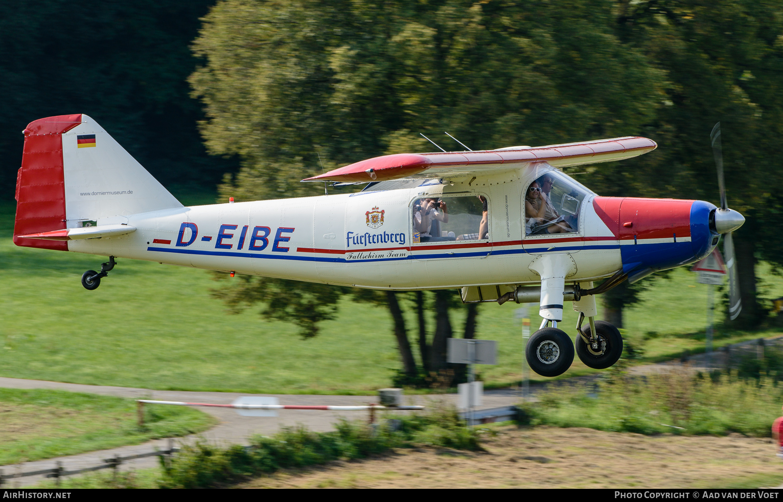 Aircraft Photo of D-EIBE | Dornier Do-27A-1 | Fürstenberg Fallschirm Team | AirHistory.net #107564