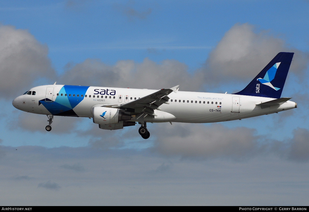 Aircraft Photo of CS-TKK | Airbus A320-214 | SATA Internacional | AirHistory.net #107718