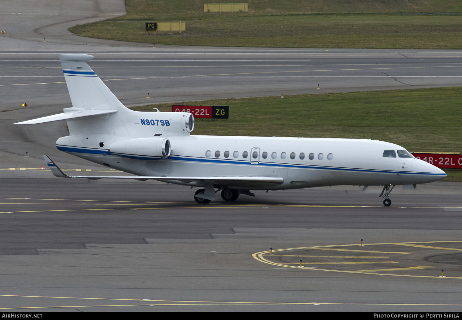 Aircraft Photo of N907SB | Dassault Falcon 7X | AirHistory.net #107874