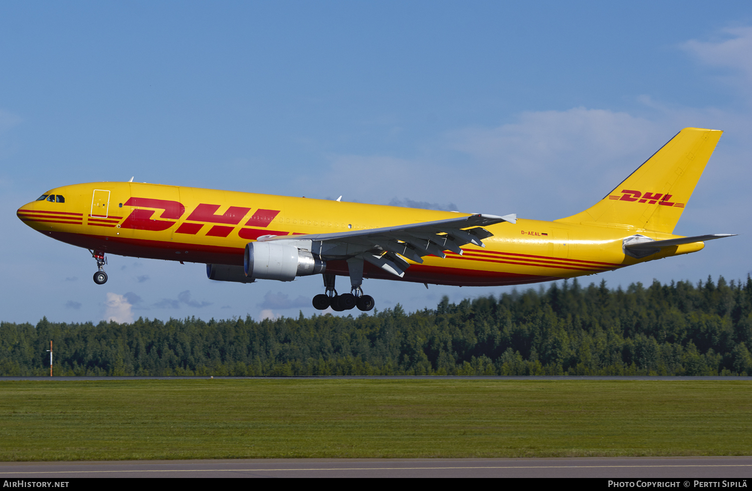 Aircraft Photo of D-AEAL | Airbus A300B4-622R | DHL International | AirHistory.net #107981