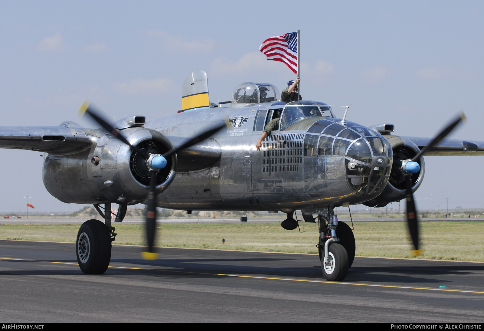 Aircraft Photo of N27493 / 327493 | North American B-25J Mitchell | Commemorative Air Force | USA - Air Force | AirHistory.net #108027