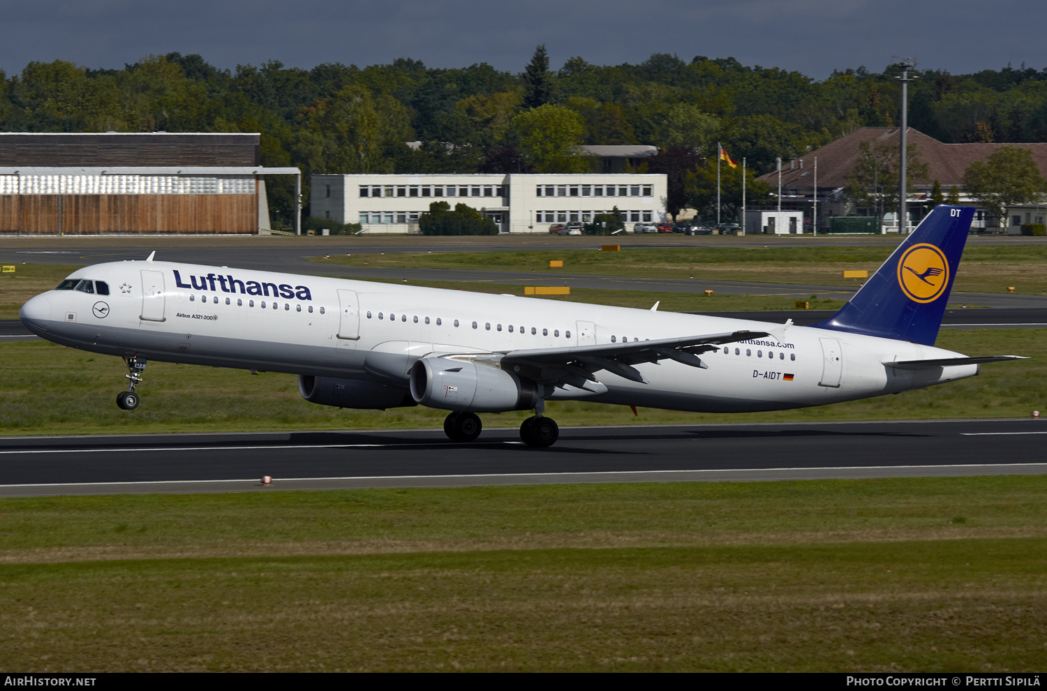Aircraft Photo of D-AIDT | Airbus A321-231 | Lufthansa | AirHistory.net #108037