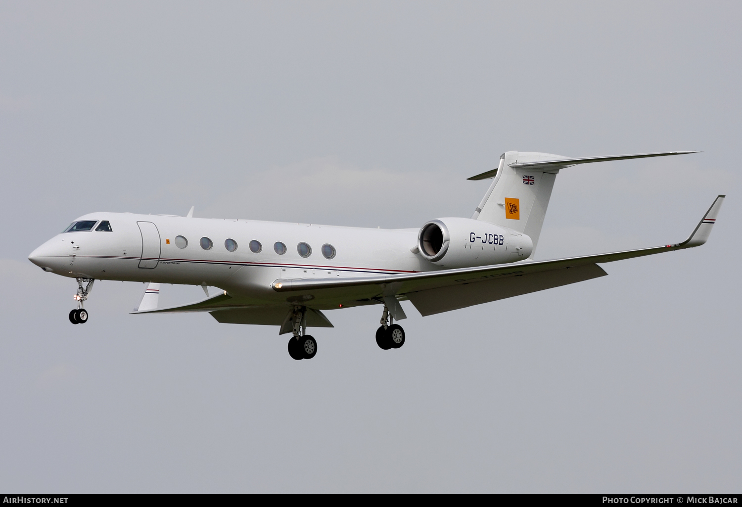 Aircraft Photo of G-JCBB | Gulfstream Aerospace G-V-SP Gulfstream G550 | JCB - J.C. Bamford Excavators | AirHistory.net #108136