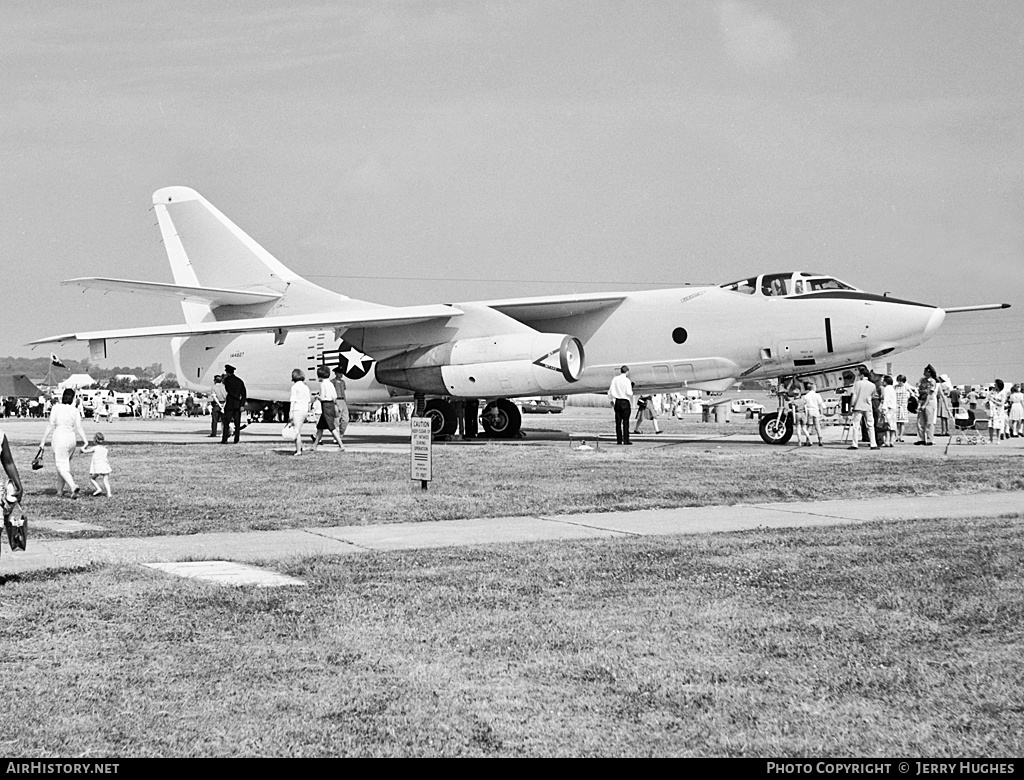 Aircraft Photo of 144827 | Douglas RA-3B Skywarrior | USA - Navy | AirHistory.net #108245