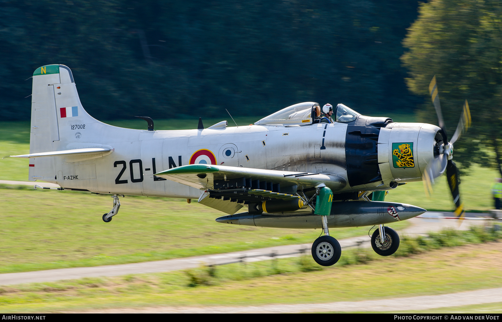 Aircraft Photo of F-AZHK / 127002 | Douglas A-1D Skyraider (AD-4NA) | France - Air Force | AirHistory.net #108327